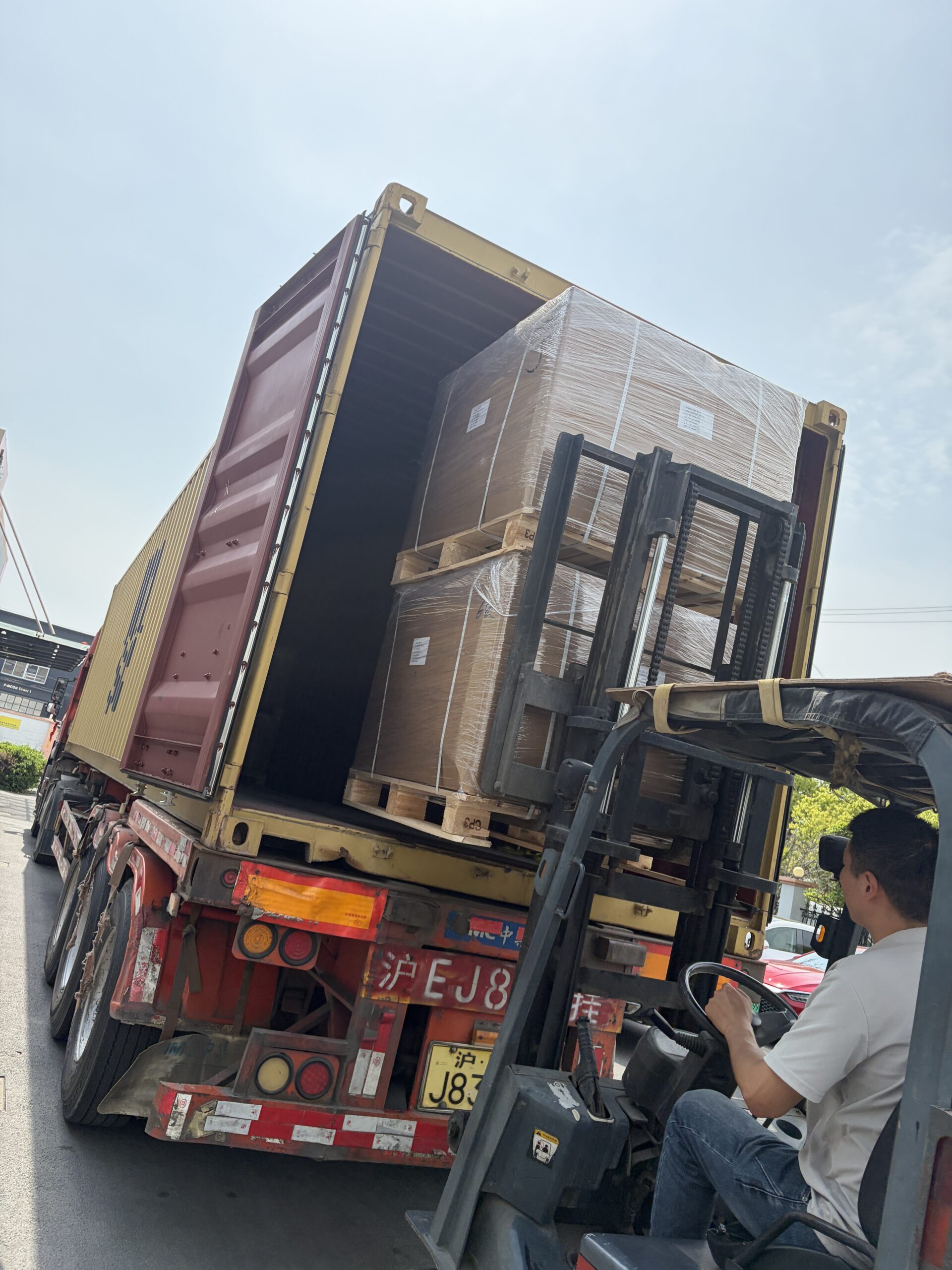 Container Loading Shipment